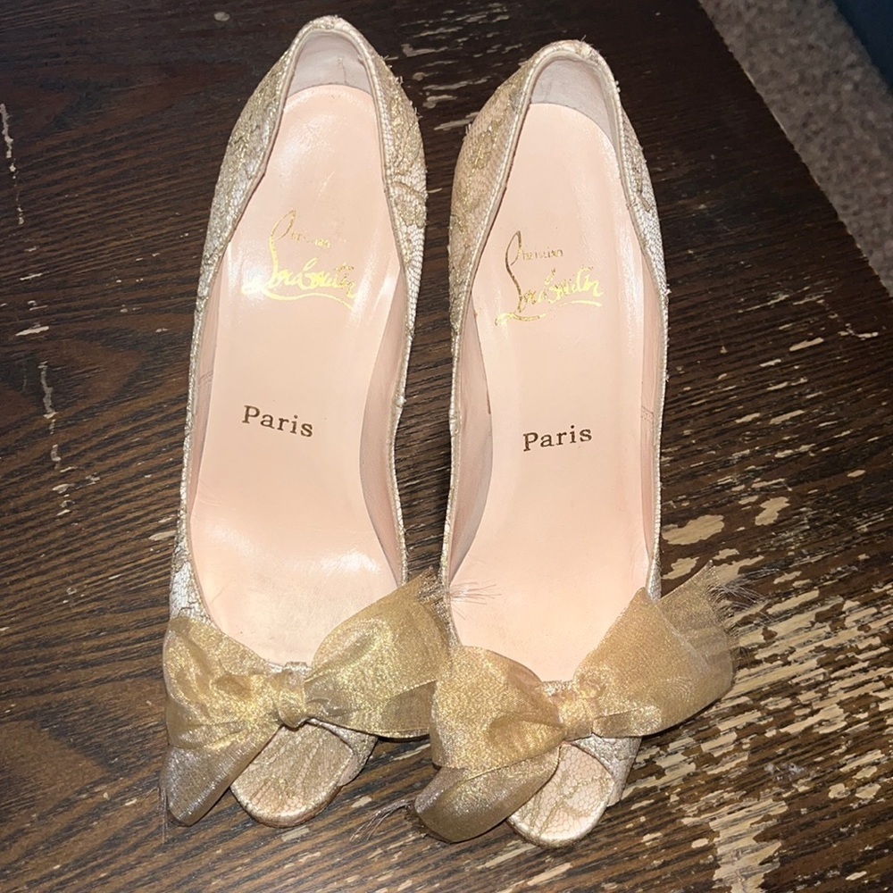 Christian Louboutin Gold Moon Bow Peep Toe Heel